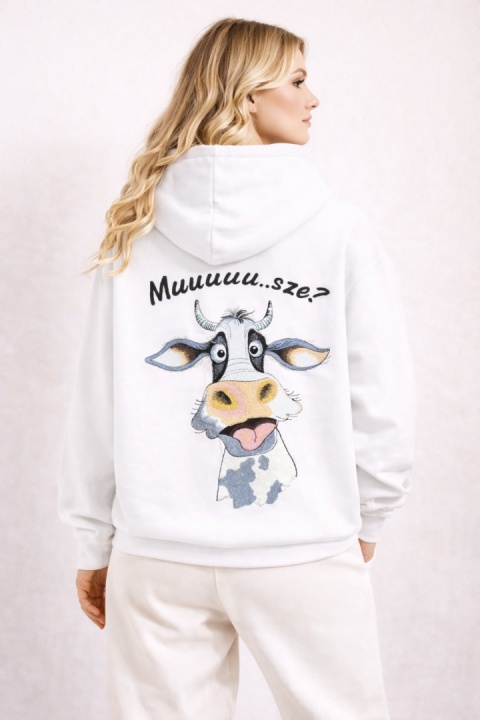 Bluza z kapturem i haftem na plecach – Muuuuszę ? /różne kolory/