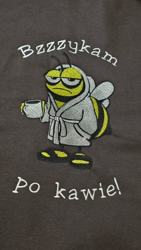 Bluza z kapturem i haftem na plecach – Bzzzzzykam ...po kawie! /różne kolory/