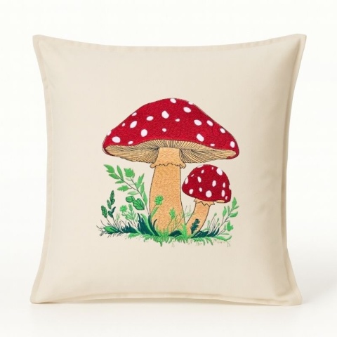 Poszewka na poduszkę z haftem "MUCHOMOR" - rozmiar 50x50 cm
