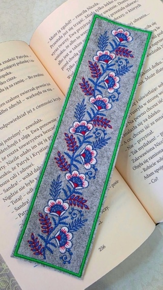 Zakładka do książki z filcu z haftem „Ludowa Kronika”
